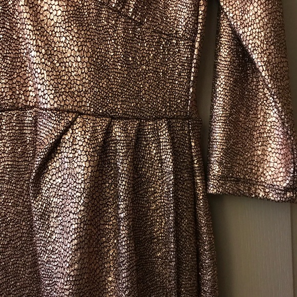 ✨ Sparkly gold dress ✨ - Picture 5 of 5